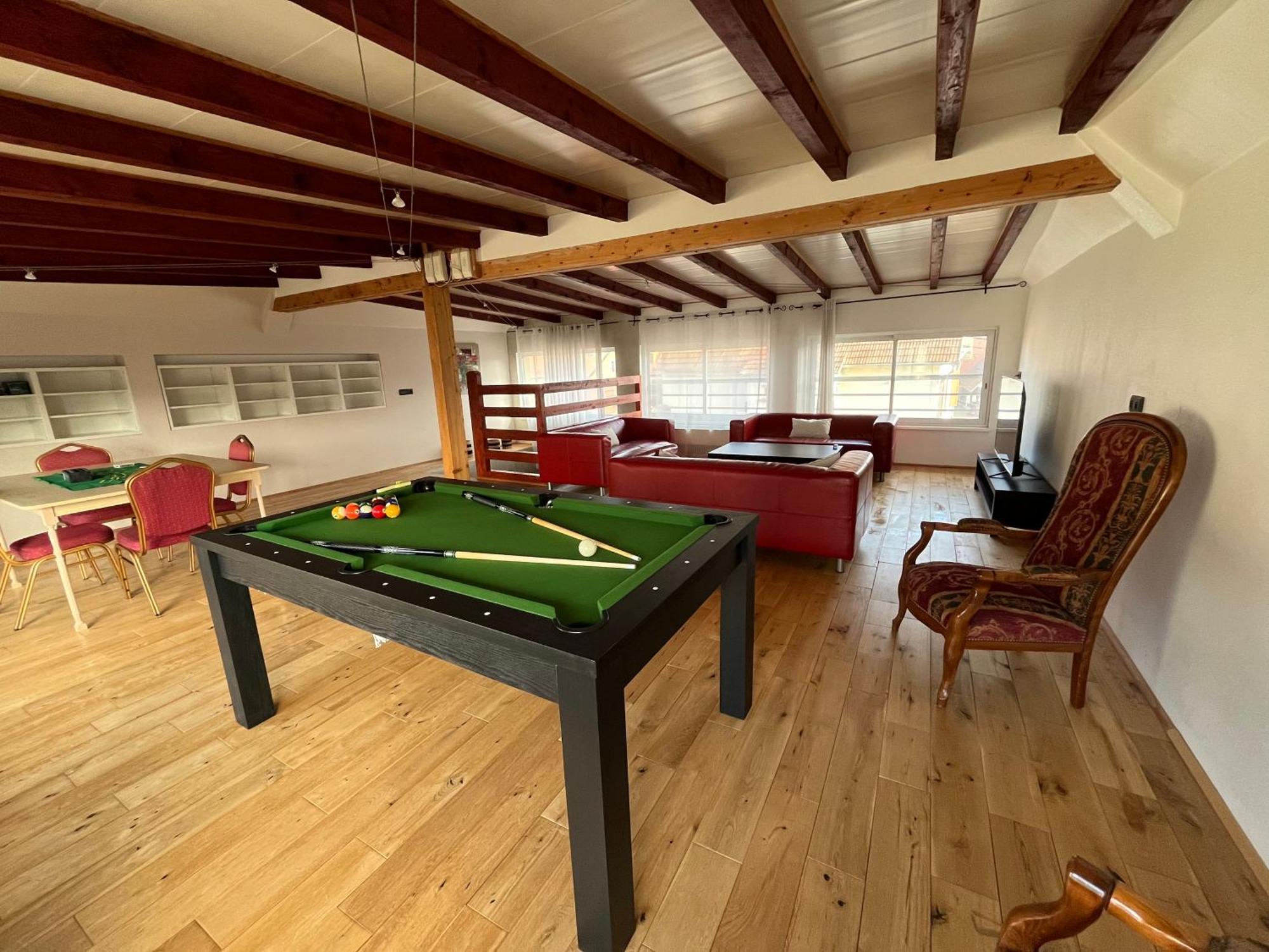 Villa Avec Piscine Interieure Олцхейм Экстерьер фото